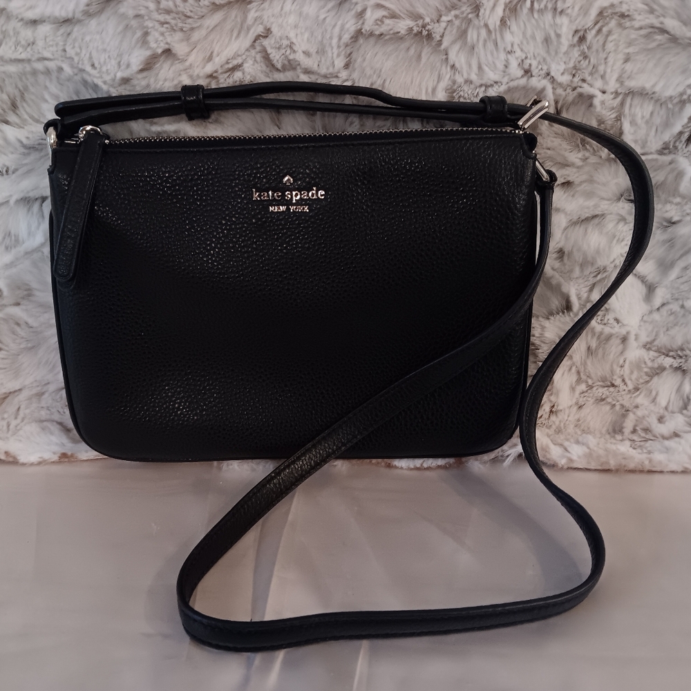 Like New 🖤 Kate Spade Black Pebbled Leather Crossbody Bag